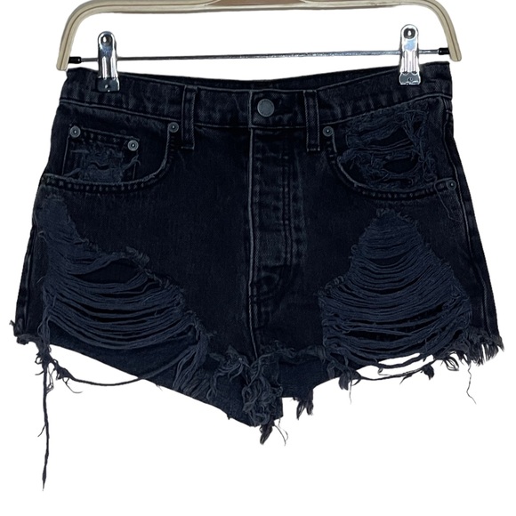 Carmar Distressed Size 26 Black Short Shorts - Picture 1 of 4